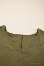 Four Leaf Clover Textured Half Sleeve V Neck Plus Size T Shirt with Chest Pocket