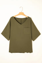 Four Leaf Clover Textured Half Sleeve V Neck Plus Size T Shirt with Chest Pocket