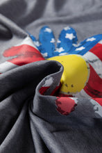Gray Flag Pattern Sunflower Graphic Crew Neck Tee